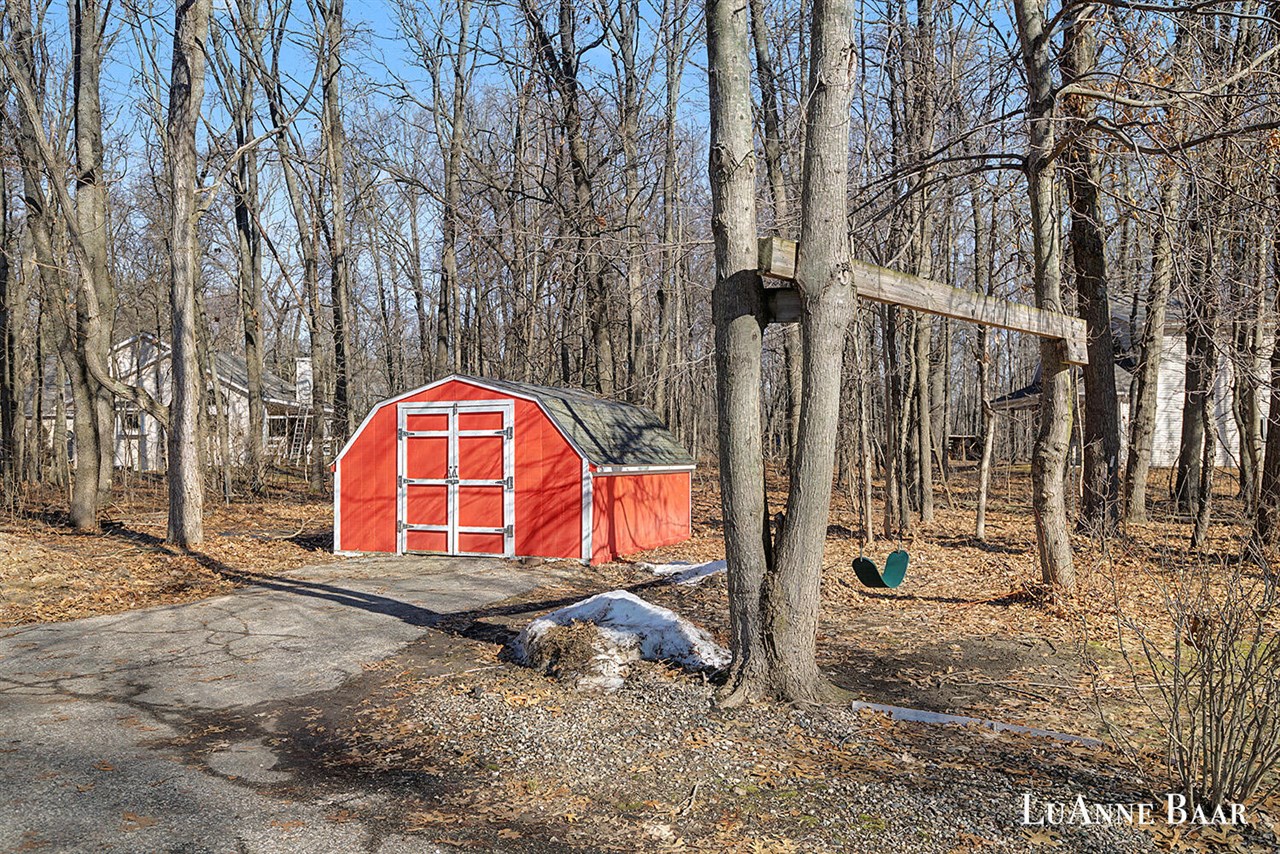 8050 Oakview Ridge Drive, Rockford, MI, 49341