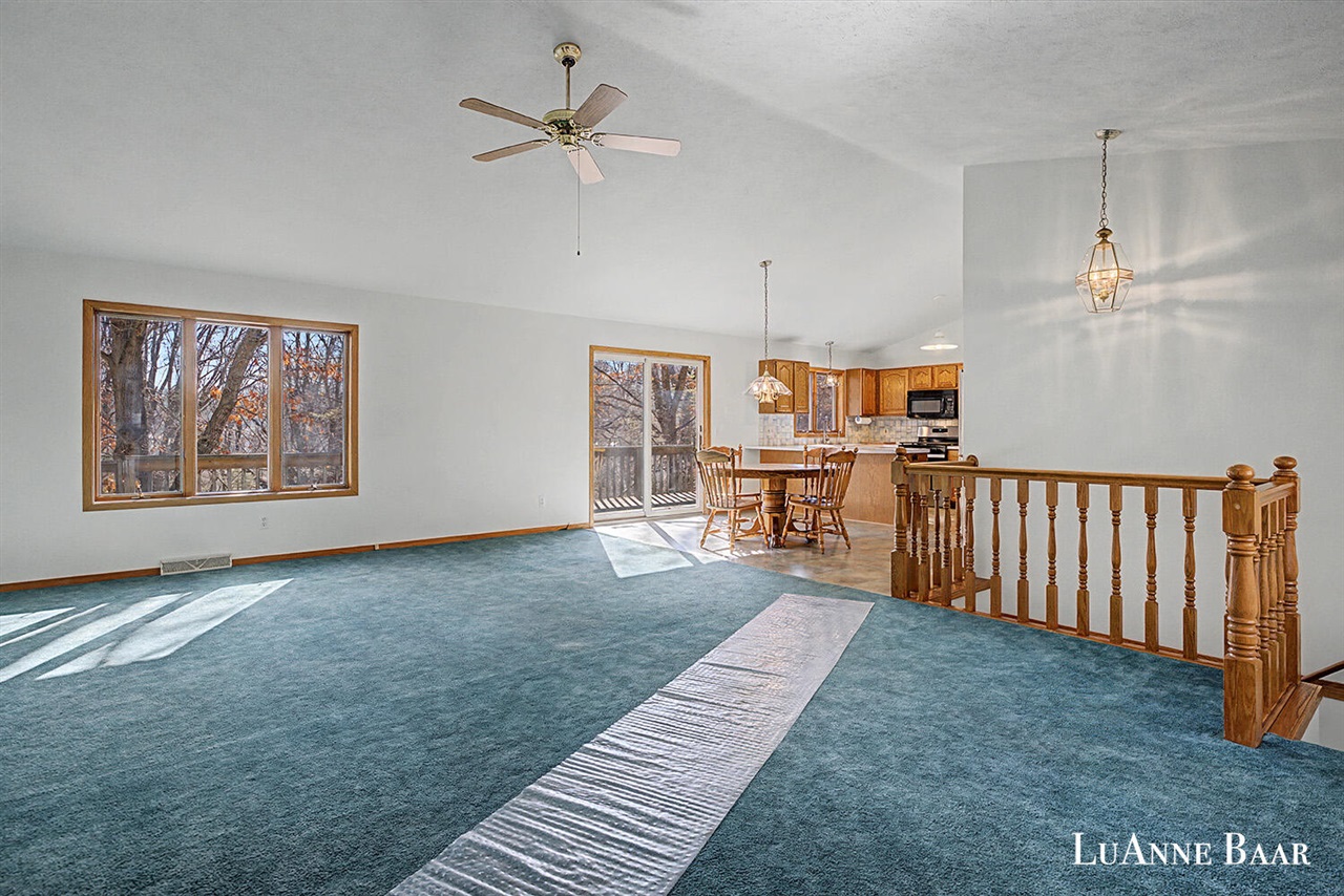 8050 Oakview Ridge Drive, Rockford, MI, 49341