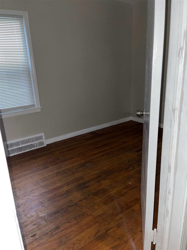 6366 Westwood Street, Detroit, MI, 48228-3929