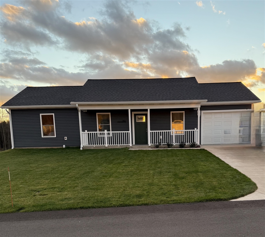 251 Stonecrest Drive, Shelby, MI, 49455-9234