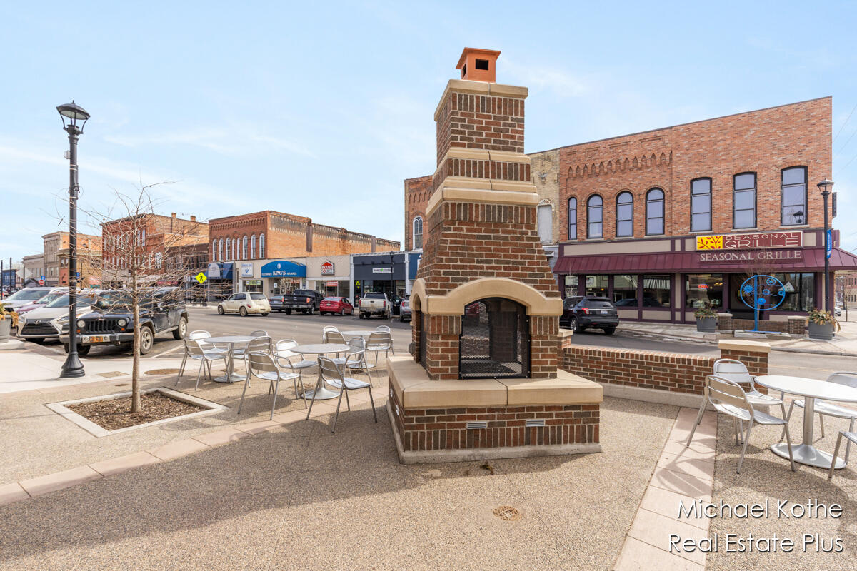 130 W State Street, Hastings, MI, 49058-1844