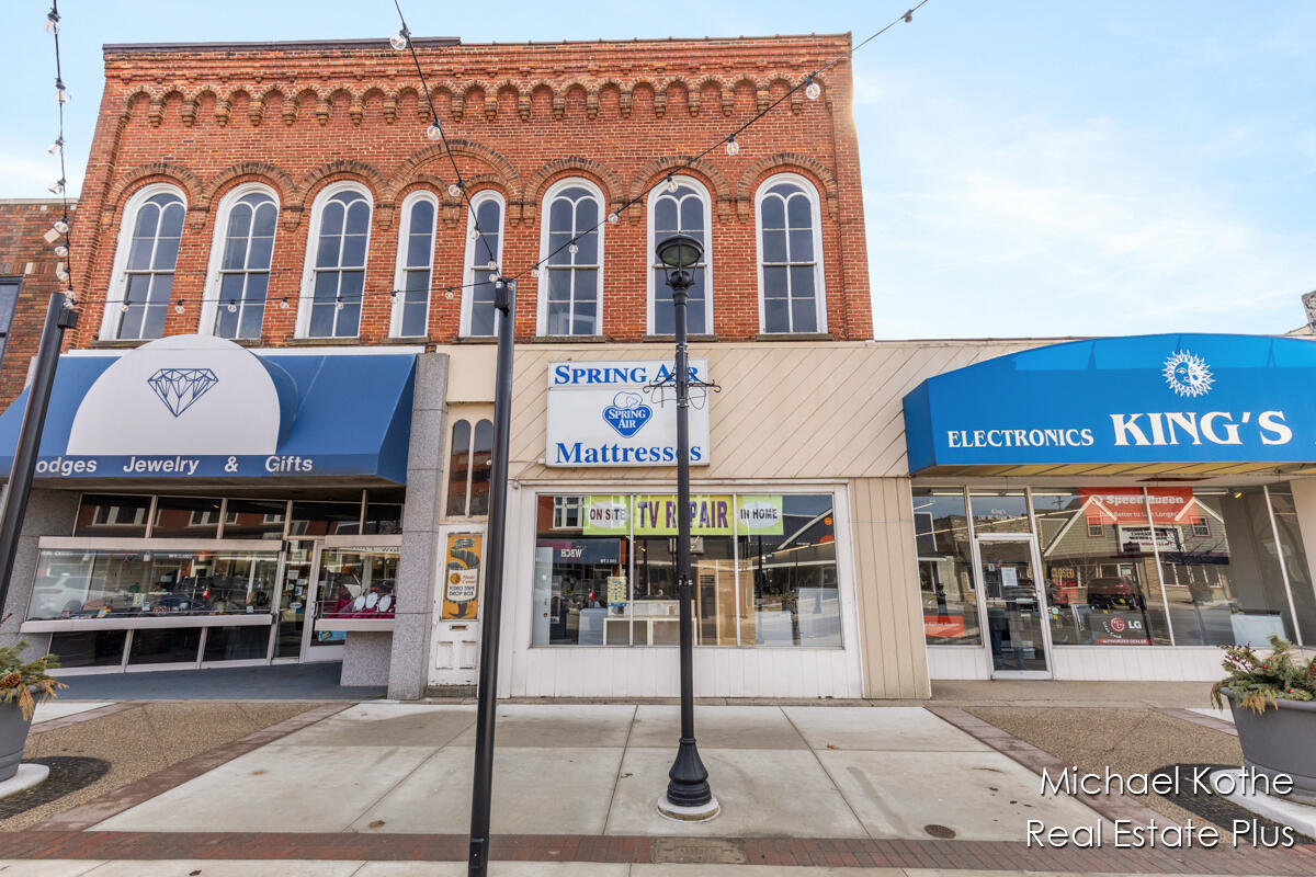 130 W State Street, Hastings, MI, 49058-1844
