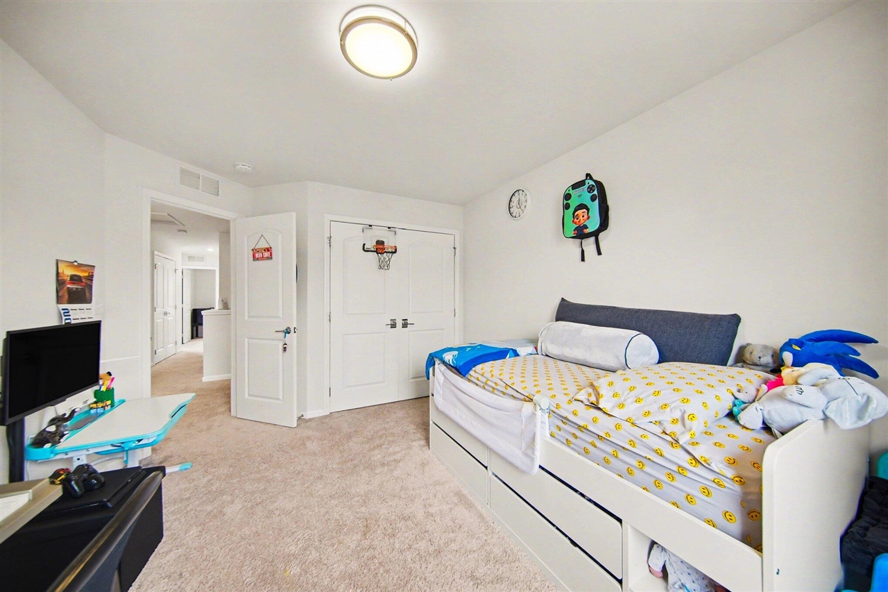 503 Maize Loop, Saline, MI, 48176-1816