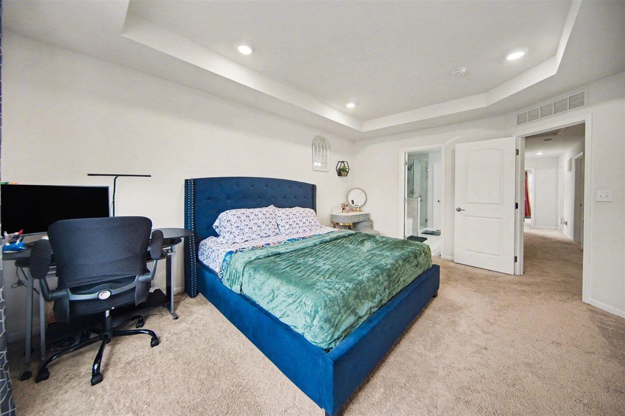 503 Maize Loop, Saline, MI, 48176-1816