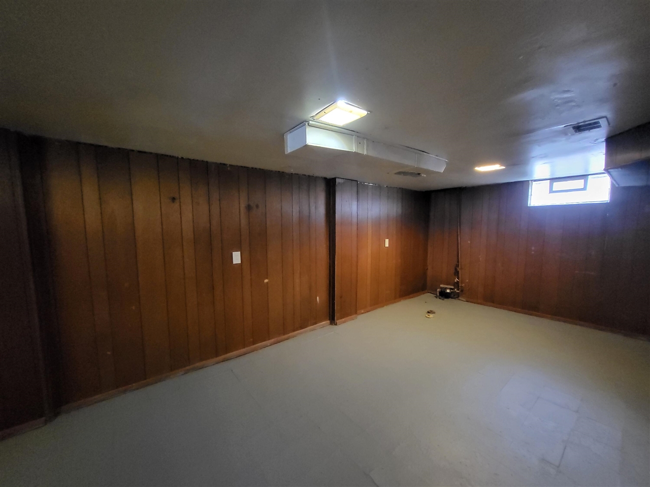 15335 Semrau Avenue photo 11