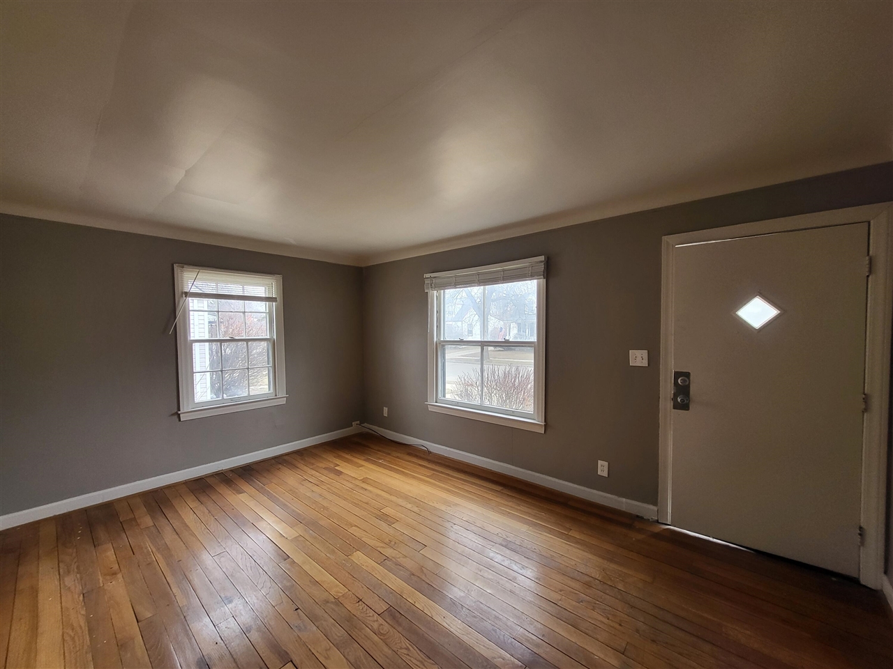 15335 Semrau Avenue photo 3