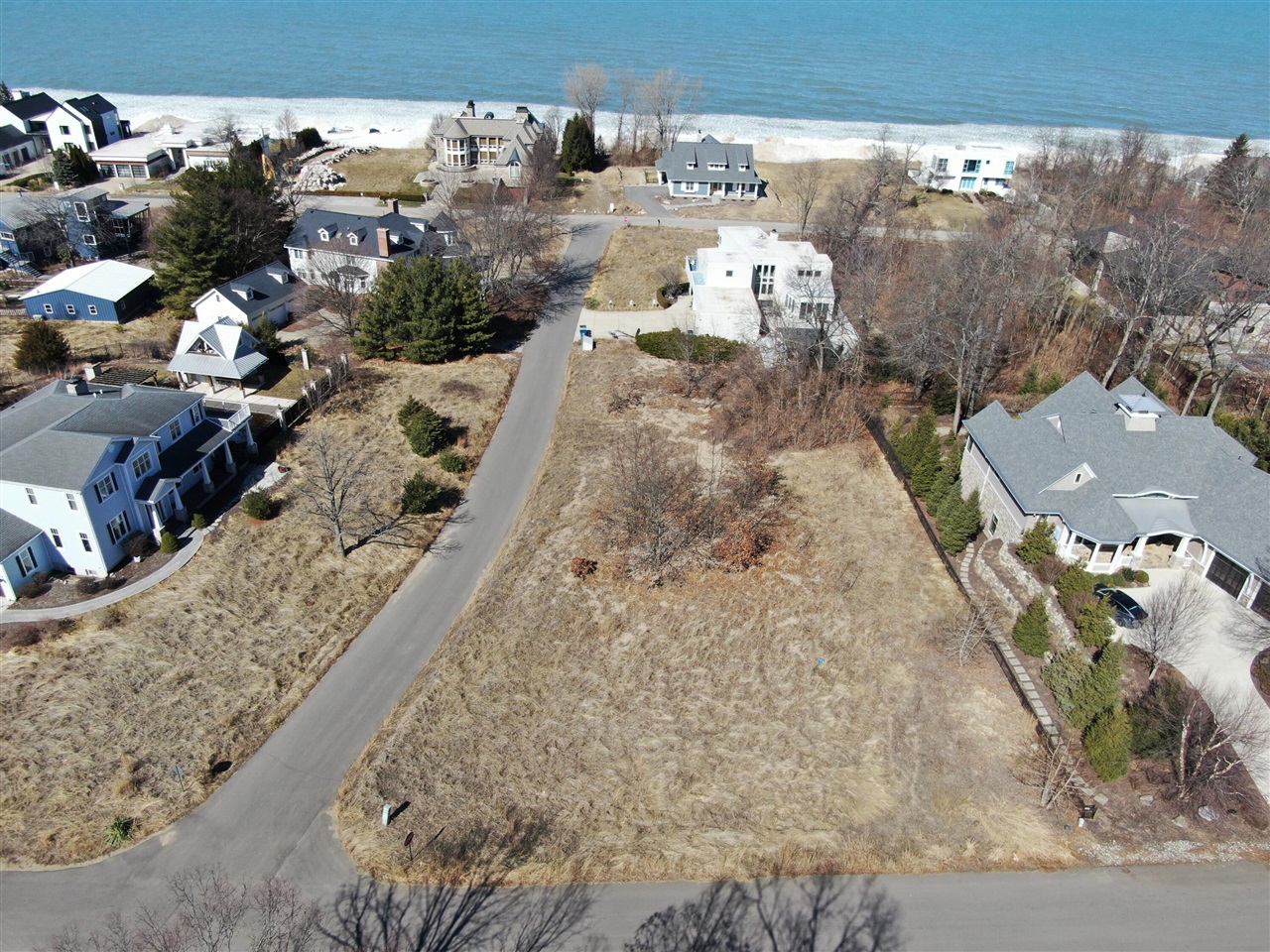 52101 Main Drive photo 2