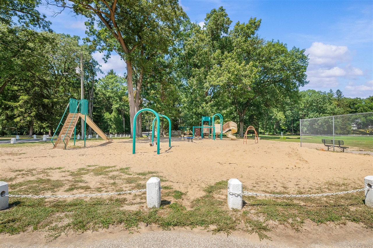 52101 Main Drive, Update, MI, 49117