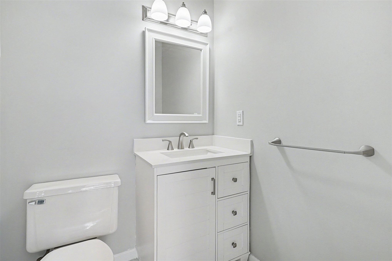 3113 Sturgeon Bay Avenue, Portage, MI, 49024-1142