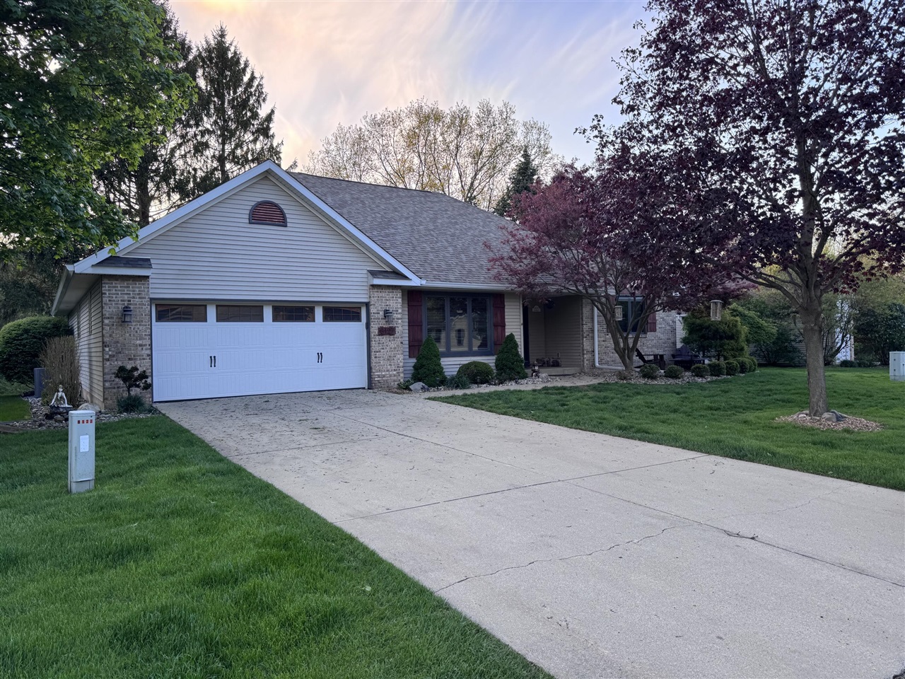 Megan Webster Featured Listings