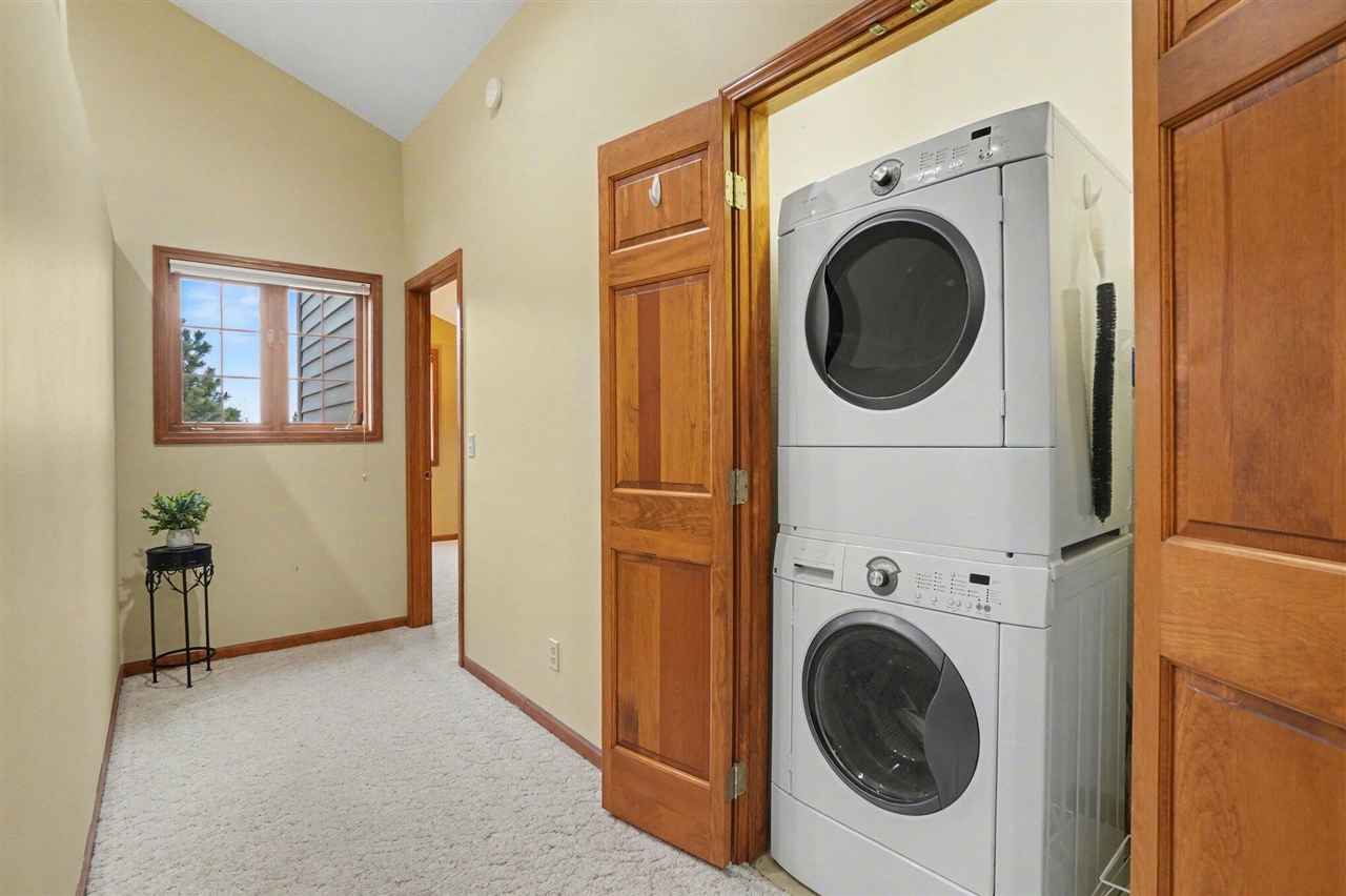 1653 E Harbour Towne Circle, Muskegon, MI, 49441-6409