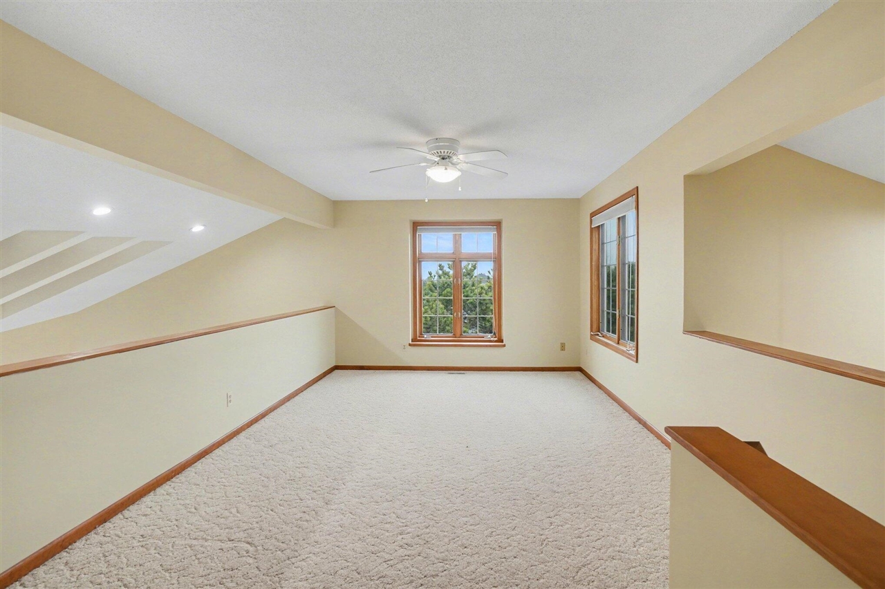 1653 E Harbour Towne Circle, Muskegon, MI, 49441-6409