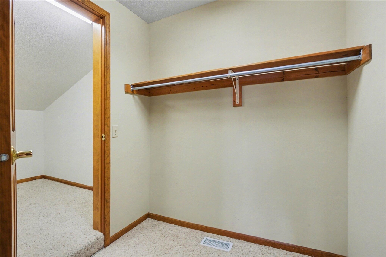 1653 E Harbour Towne Circle, Muskegon, MI, 49441-6409