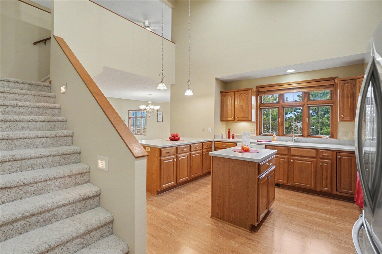 1653 E Harbour Towne Circle, Muskegon, MI, 49441-6409