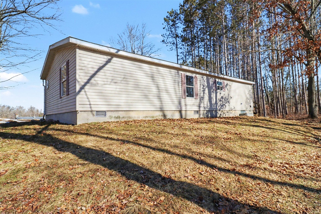 Homes for sale in Weidman, MI | 5238 Tilmann Ln, Weidman, MI 48893 | MLS# 70518149