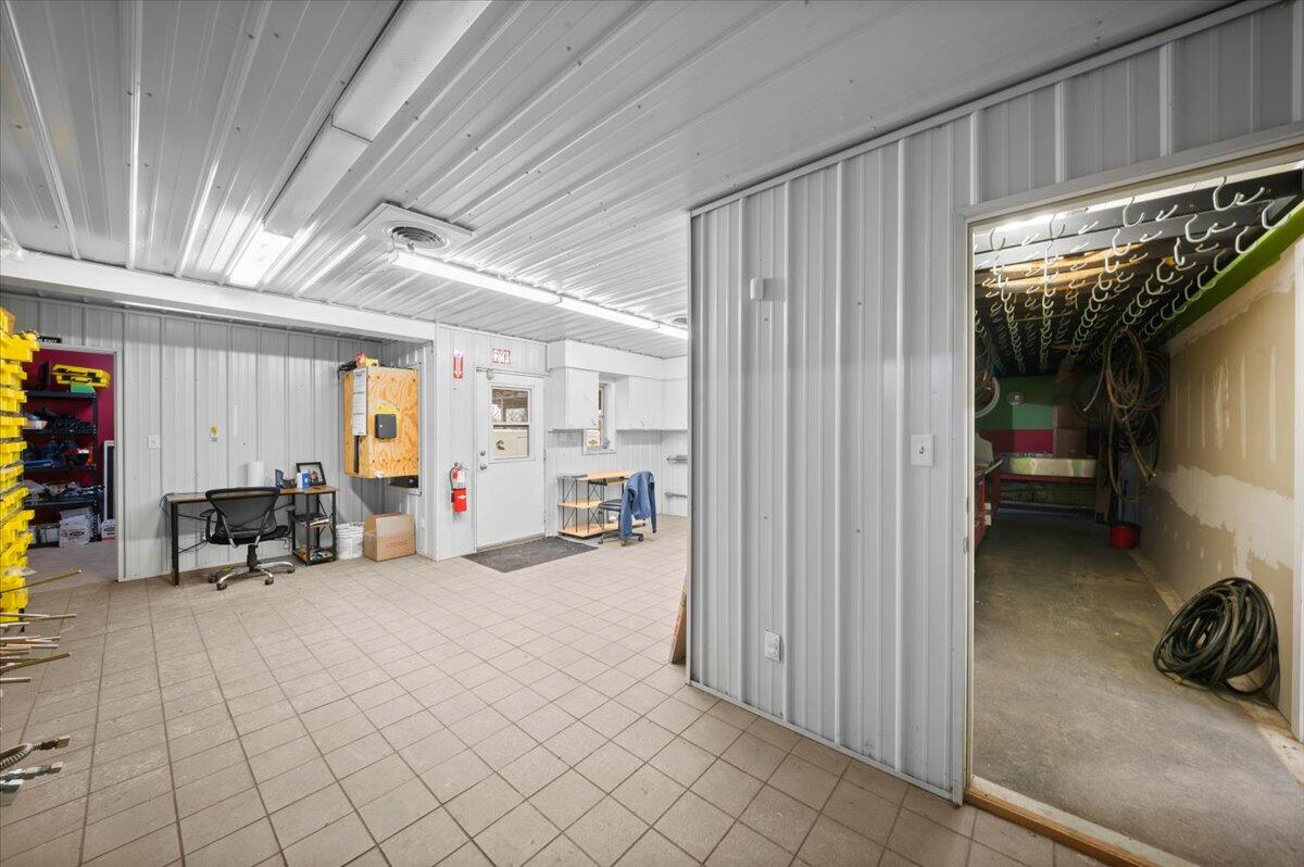 2110 N Concord Road, Albion, MI, 49224-9645
