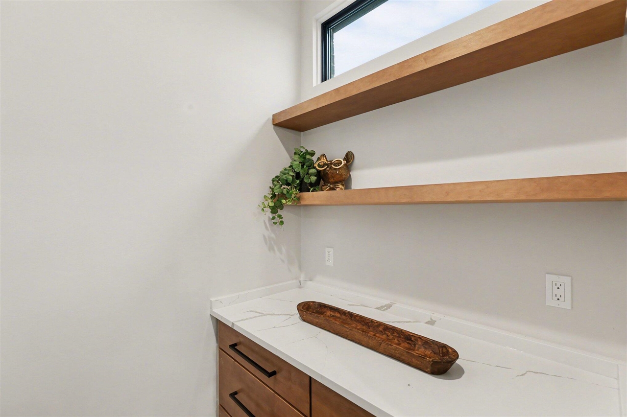 13958 Arthur Court, Washington, MI, 48094-4022