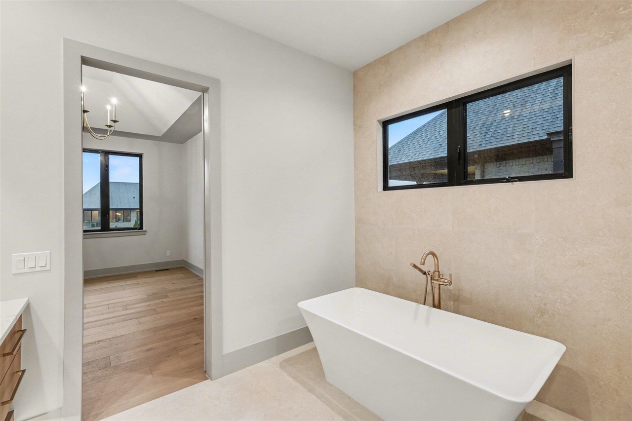 13958 Arthur Court, Washington, MI, 48094-4022