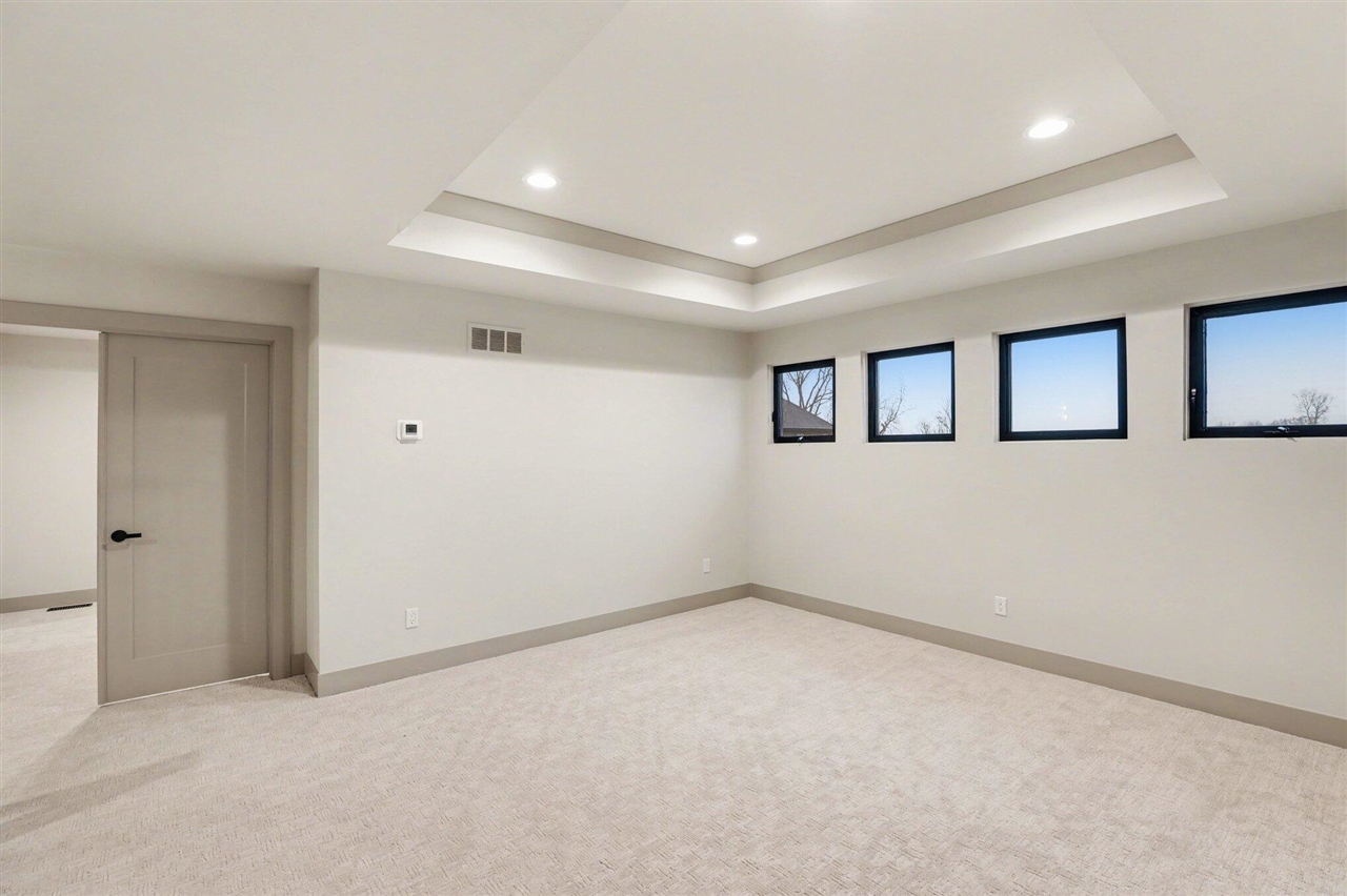 13958 Arthur Court, Washington, MI, 48094-4022