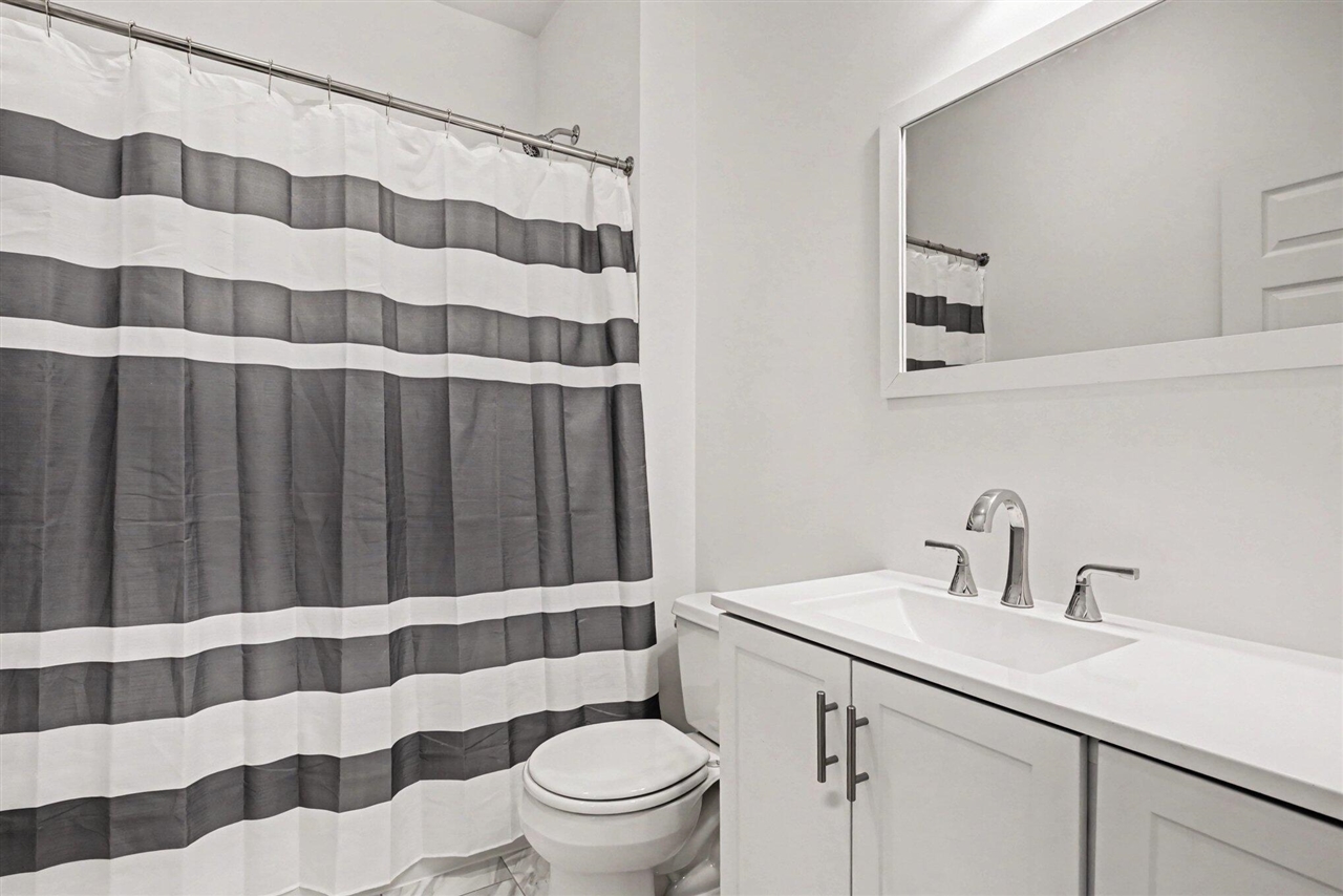 16 S Broad Street, Battle Creek, MI, 49017