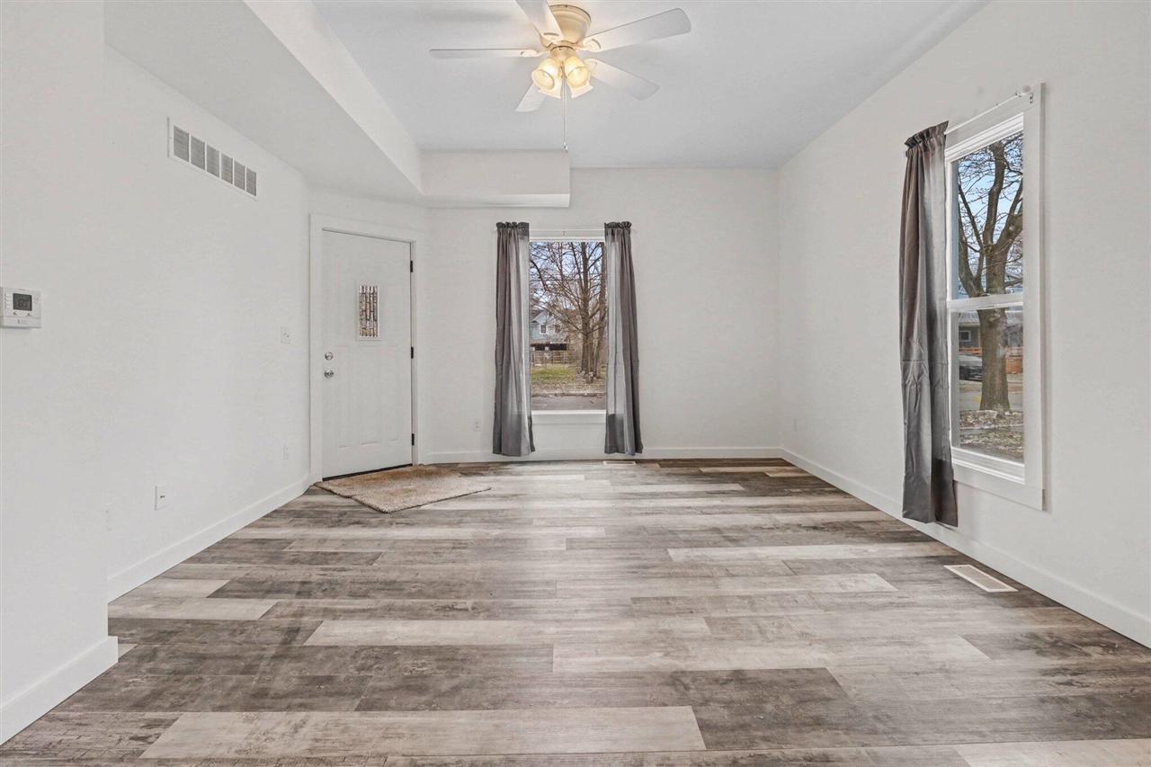 16 S Broad Street, Battle Creek, MI, 49017