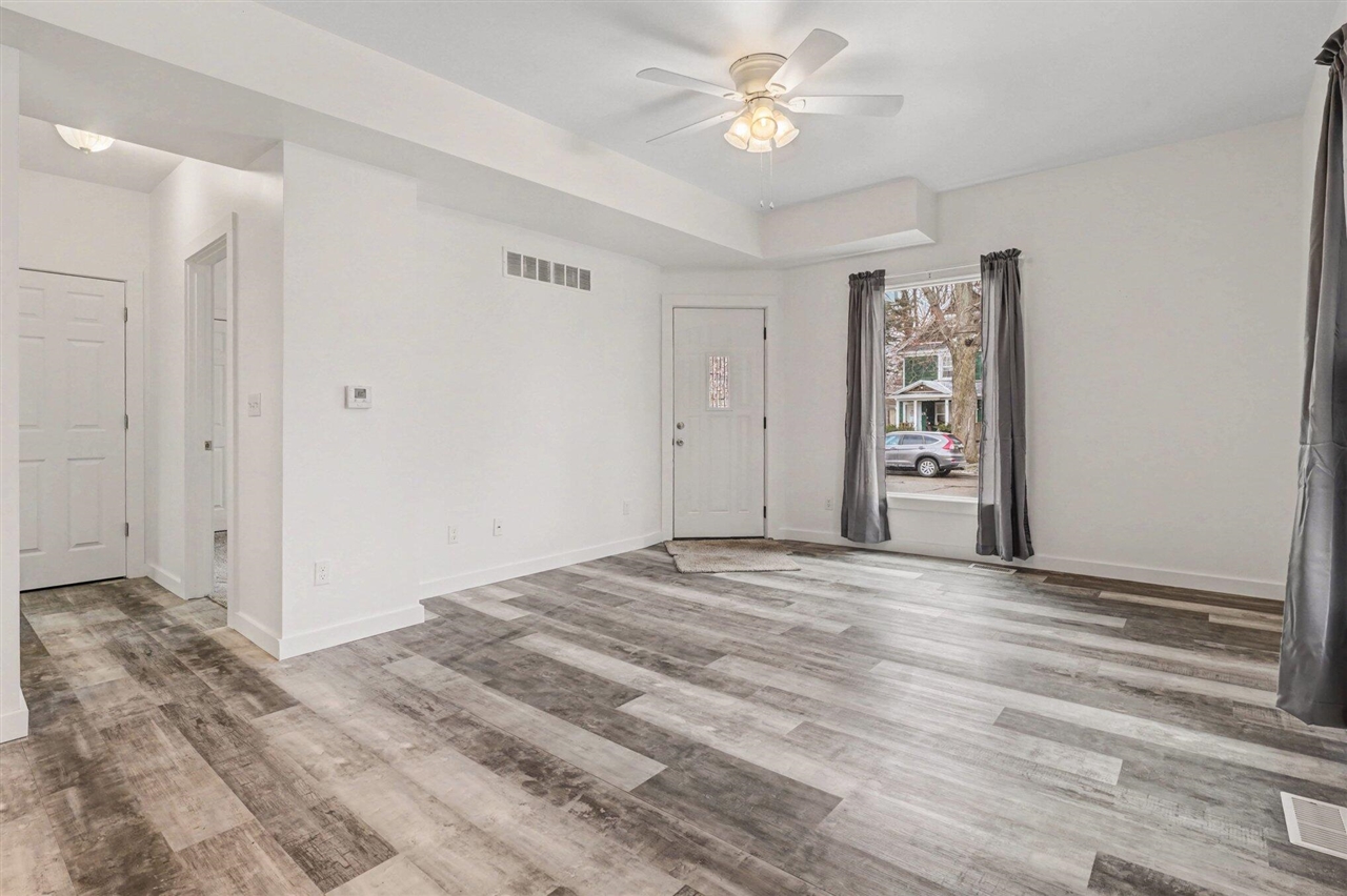 16 S Broad Street, Battle Creek, MI, 49017