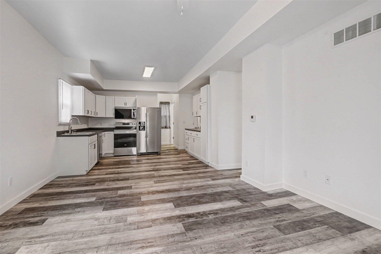 16 S Broad Street, Battle Creek, MI, 49017