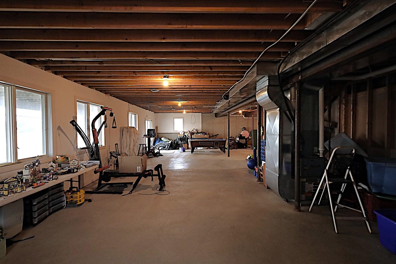 1026 Deer Valley Dr, Manchester, MI, 48158