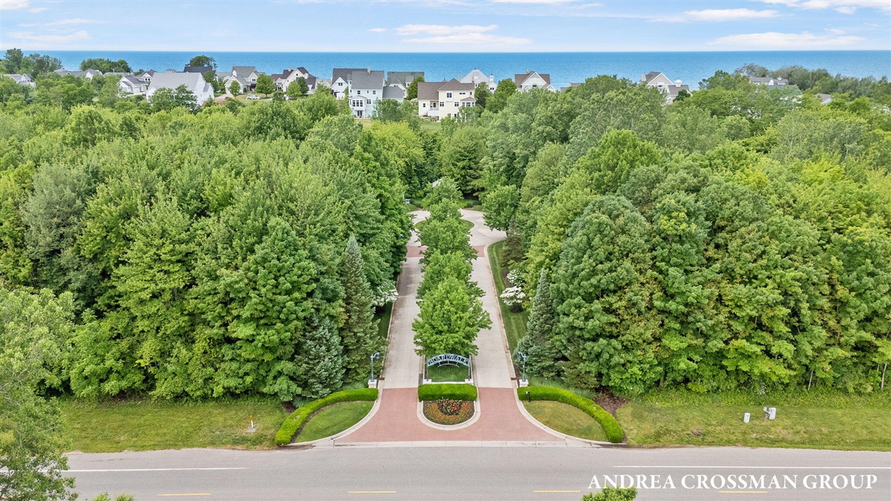 684 Waters Edge Drive, South Haven, MI, 49090