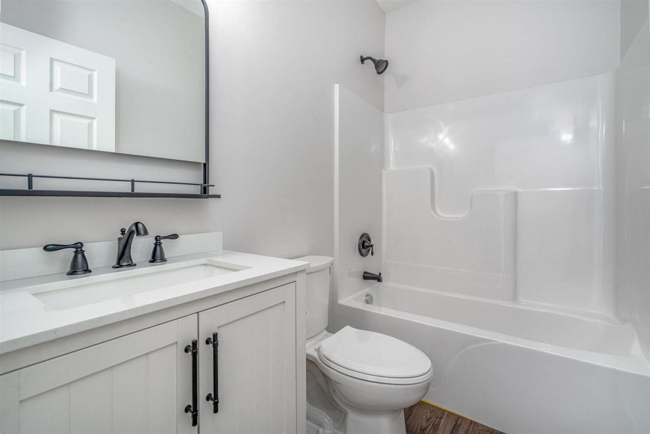 205 Ridgeview Drive, Battle Creek, MI, 49015-7641