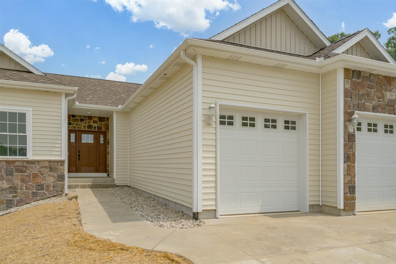 205 Ridgeview Drive, Battle Creek, MI, 49015-7641