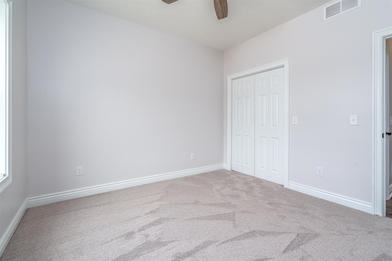 205 Ridgeview Drive photo 22