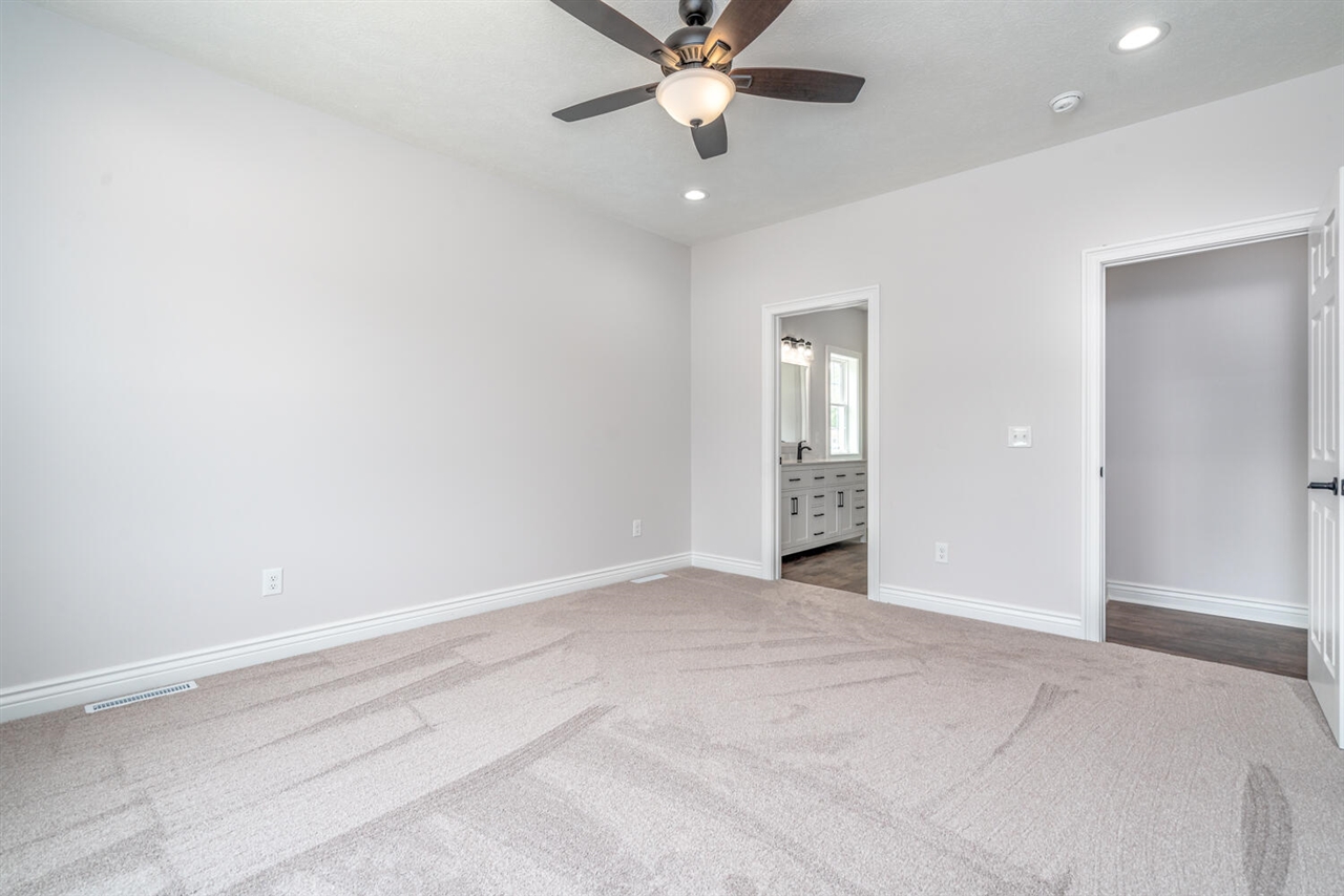 205 Ridgeview Drive, Battle Creek, MI, 49015-7641