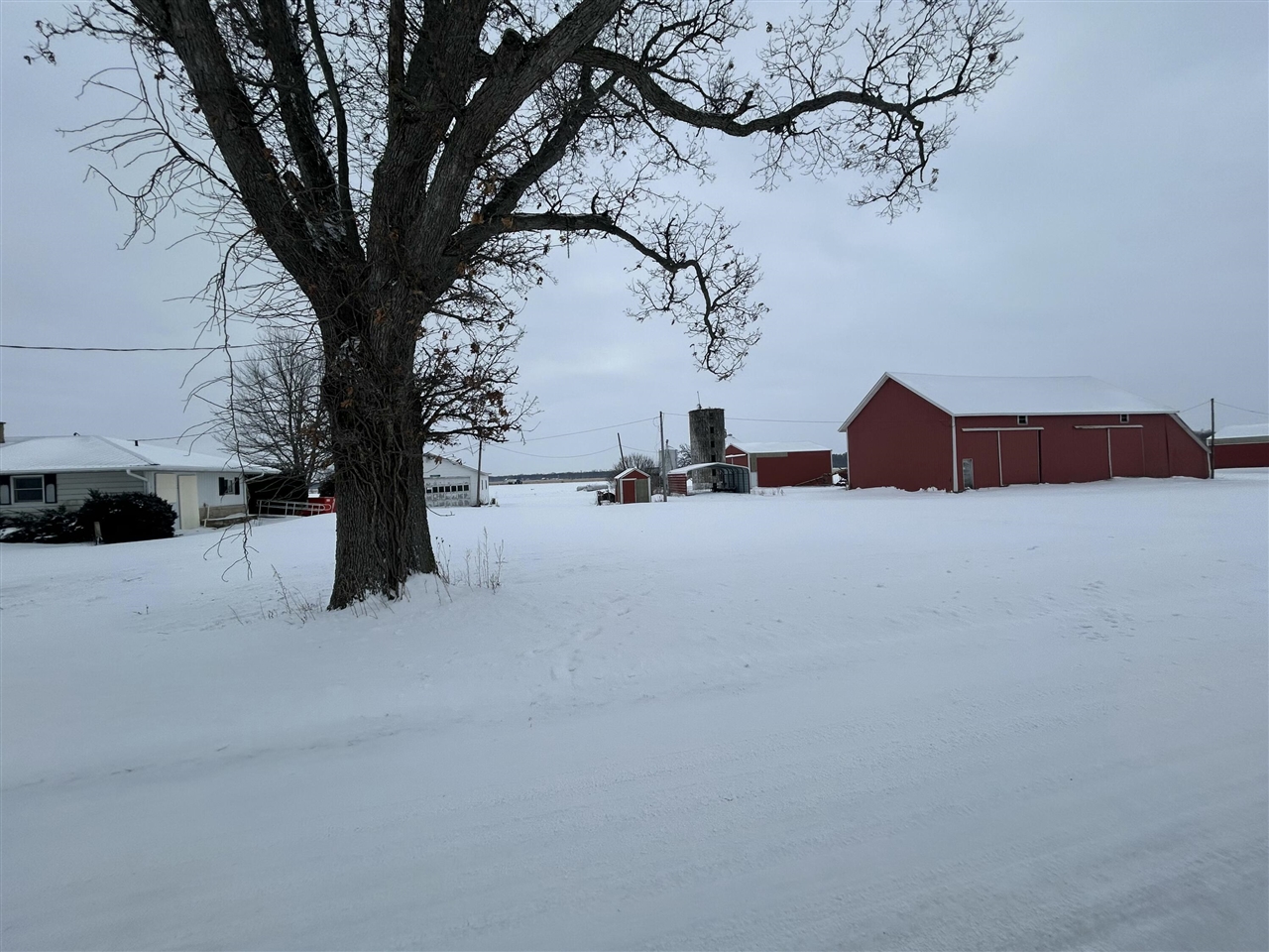 2416 Aldrich Road, Tekonsha, MI, 49092-9418