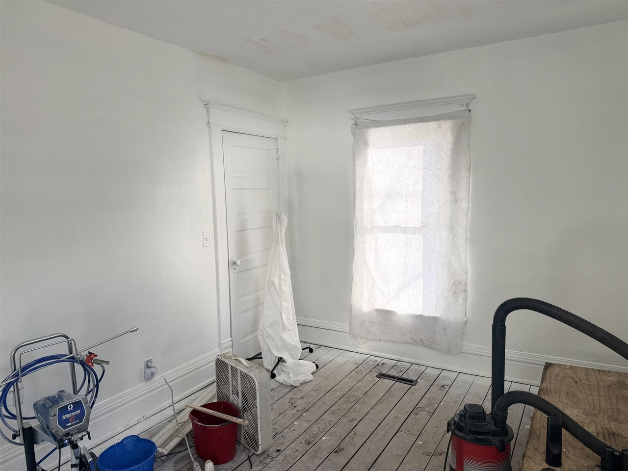 E Trail, Charlotte, MI, 48813