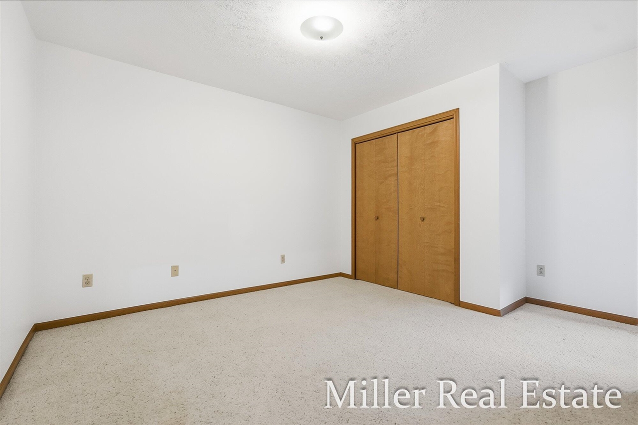 1520 Liberty Lane, Hastings, MI, 49058-1000