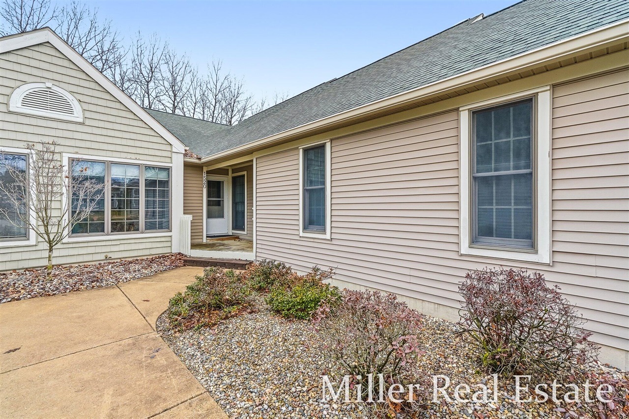 1520 Liberty Lane, Hastings, MI, 49058-1000