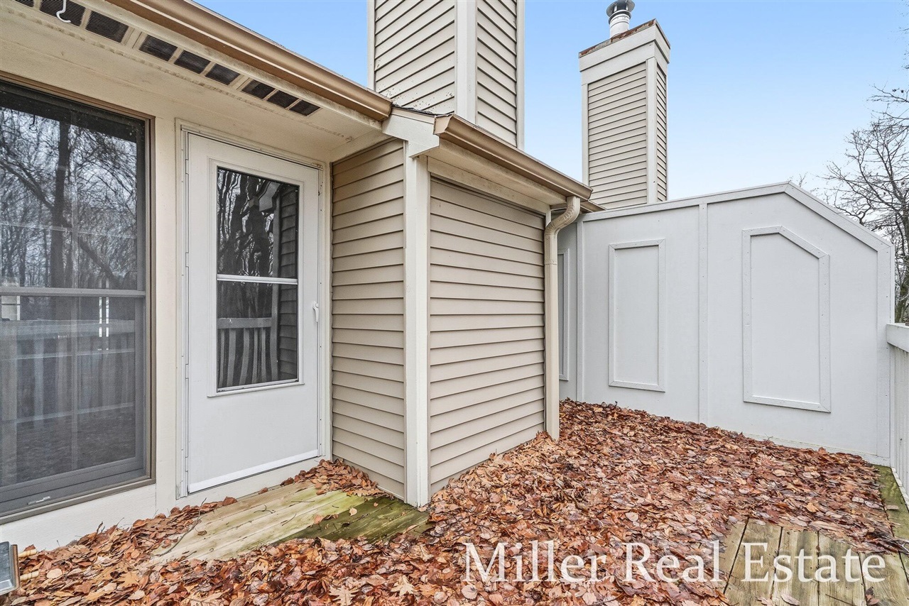 1520 Liberty Lane, Hastings, MI, 49058-1000