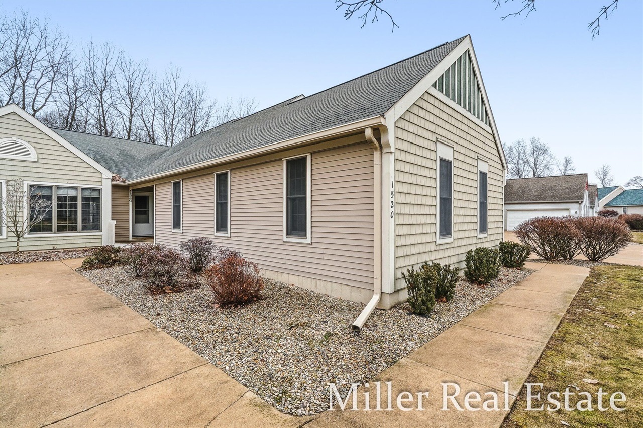 1520 Liberty Lane, Hastings, MI, 49058-1000