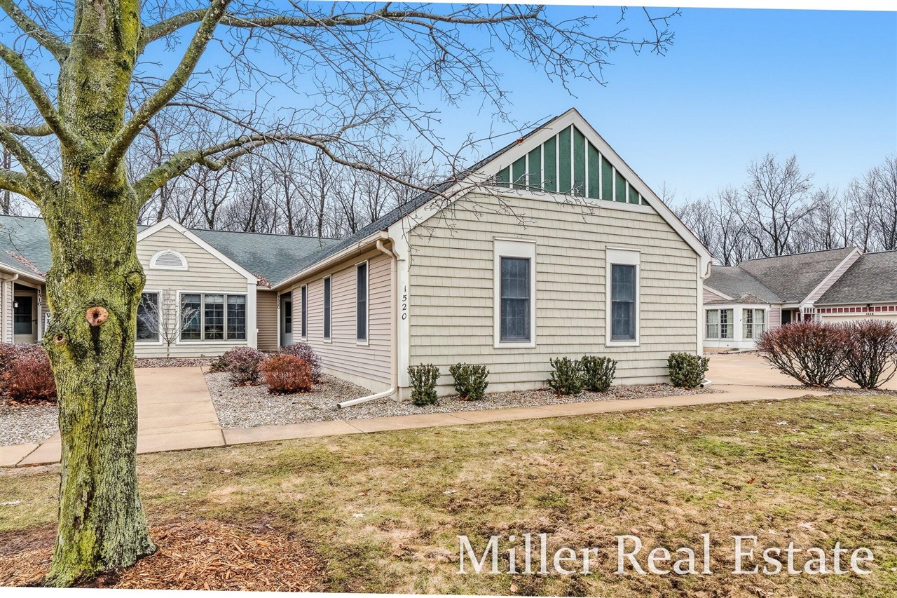 1520 Liberty Lane, Hastings, MI, 49058-1000