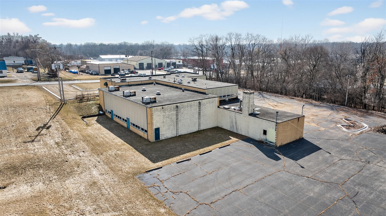 1002 E South Street, Jackson, MI, 49203-4497