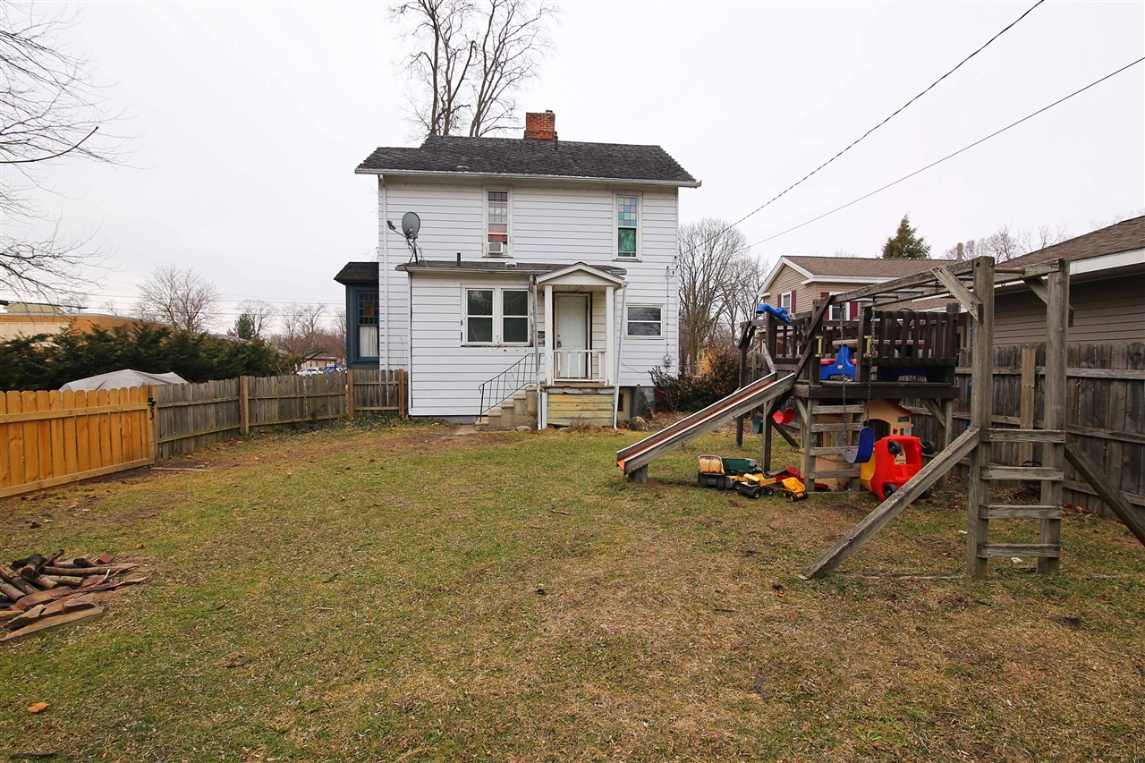 503 East Street, Three Rivers, MI, 49093-1411