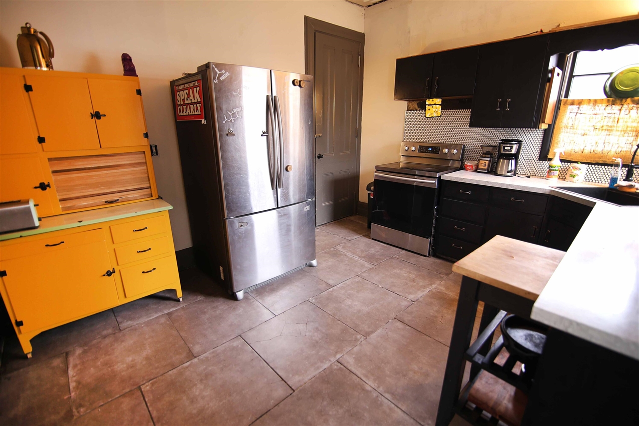 503 East Street, Three Rivers, MI, 49093-1411