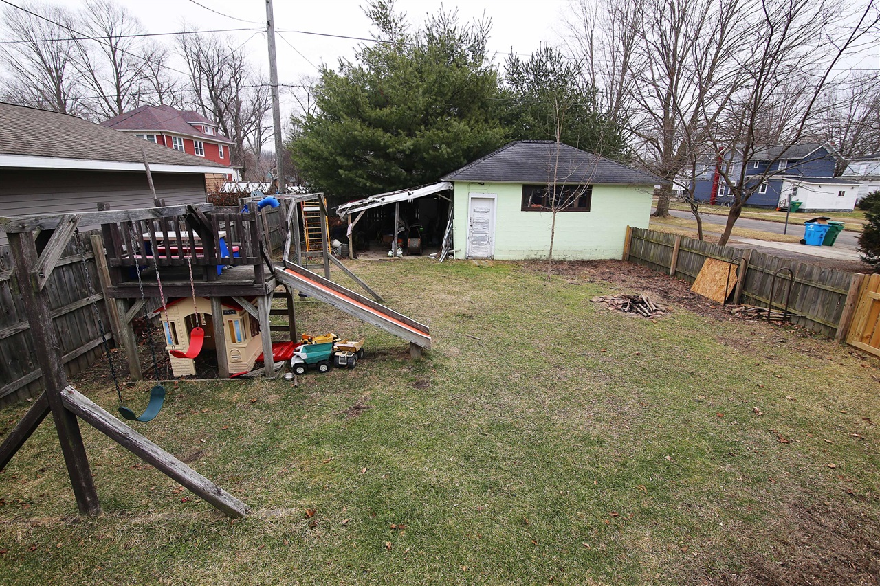 503 East Street, Three Rivers, MI, 49093-1411