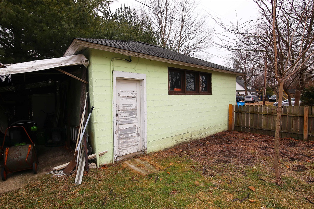 503 East Street, Three Rivers, MI, 49093-1411