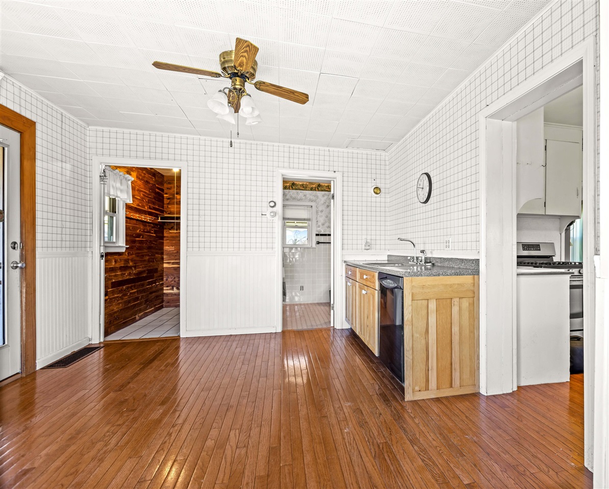 8360 Day Road, Pittsford, MI, 49271-9648