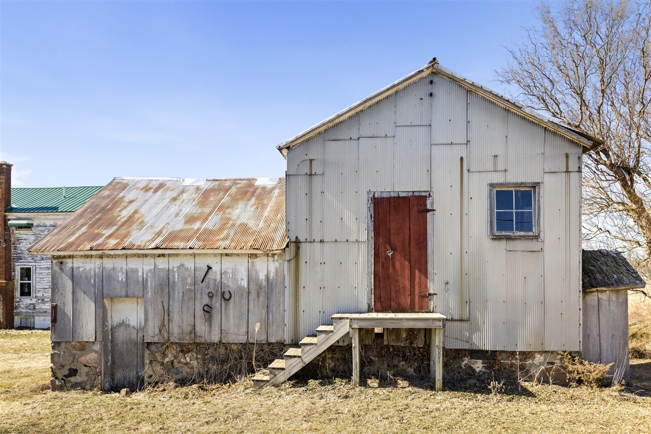 8360 Day Road, Pittsford, MI, 49271-9648