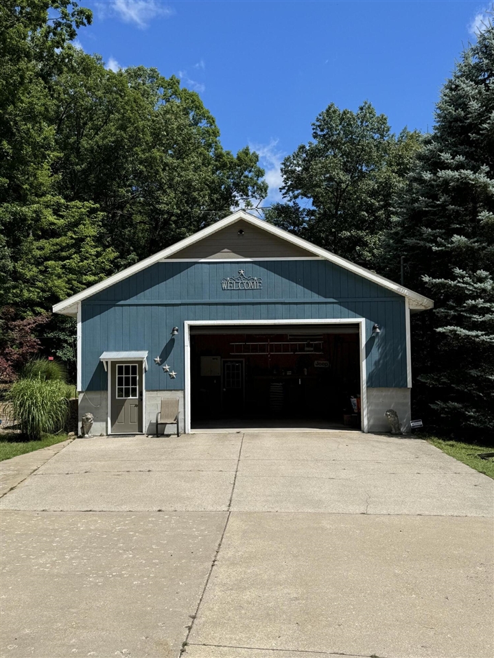 4050 E Ottawa Drive, Free Soil, MI, 49411-9659
