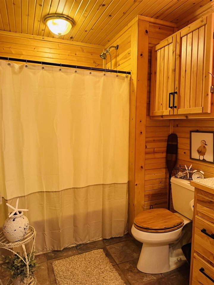 4050 E Ottawa Drive, Free Soil, MI, 49411-9659