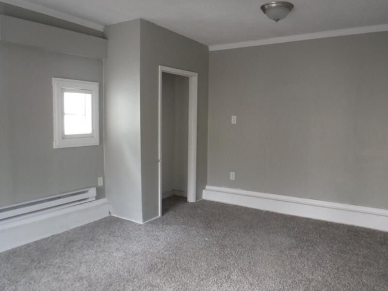 209 Wallace Avenue, Kalamazoo, MI, 49048-2038